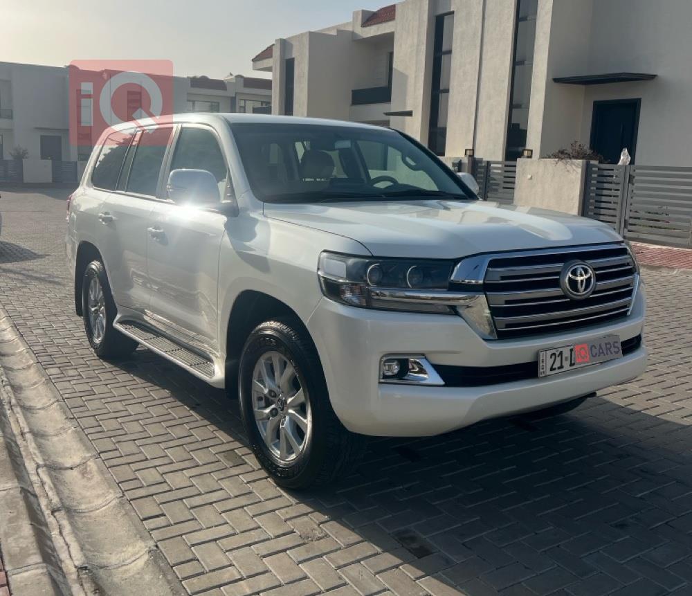 تويوتا لاندكروزر